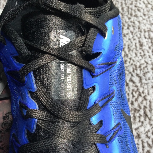 Nike Zoom Pegasus 36 Running Shoes - Picture 2 of 8